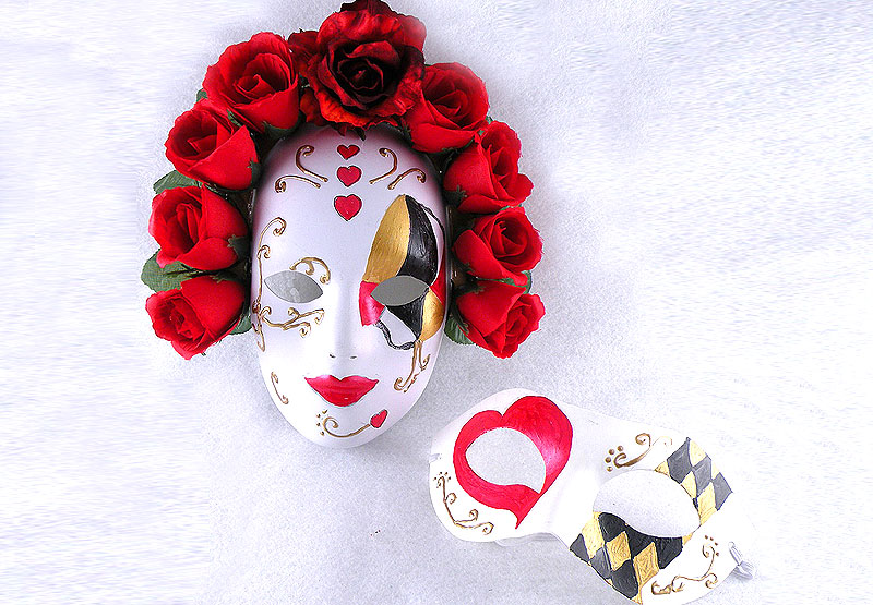 Queen of Hearts Mask accented with red roses
