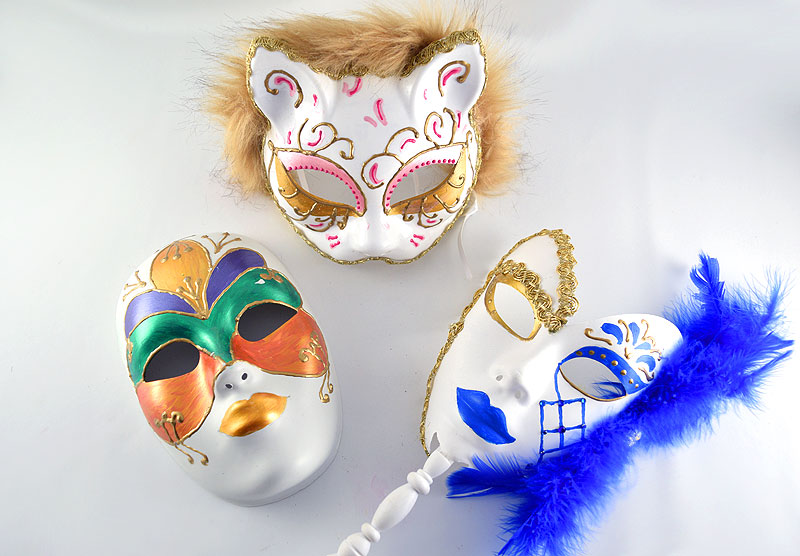 DIY Mardi Gras Masks