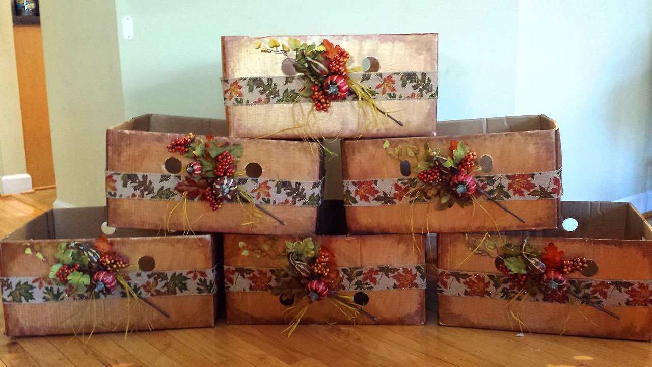 DIY Decorated Thanksgiving Food Drive Donation Box Ideas