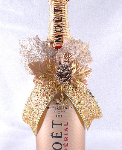 How to Decorate a Champagne Bottle