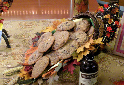 DIY Decorated Cornucopia Cookie Basket